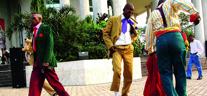 Brazaville Brew: New Guiness Ad features Congo's brightly dressed Sapeurs